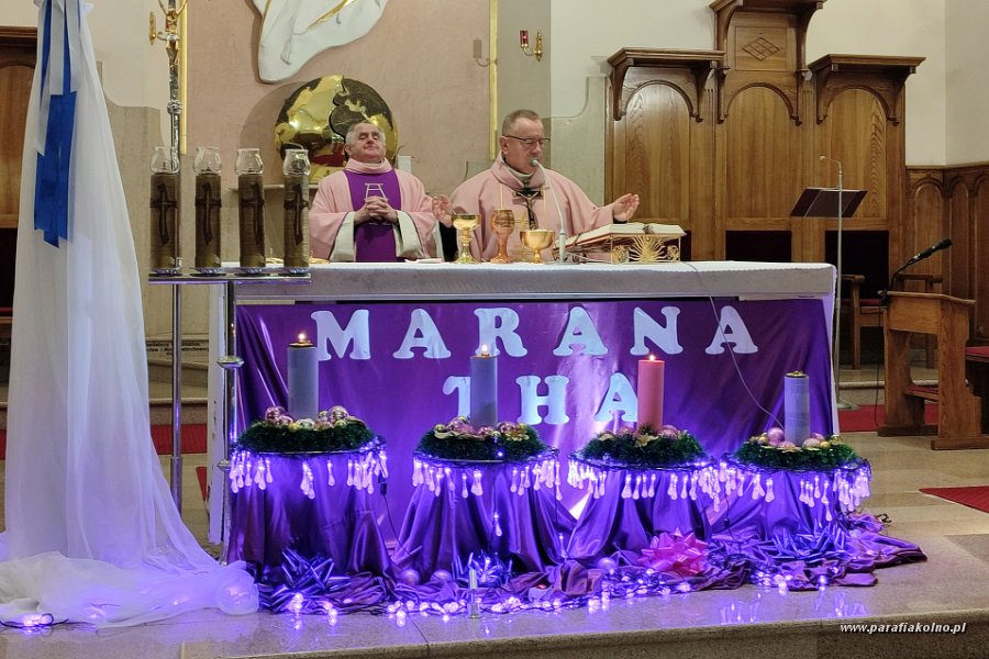 18 Niedziela - msza poranna.jpg